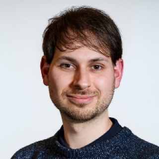 Tamás Lázár
